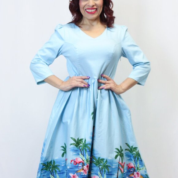 Flamingo Dresss - Picture 5 of 7